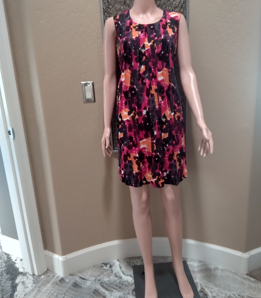 Calvin Klein Sleeveless Abstract Floral Knit Shift Dress in Pink, Orange & Black